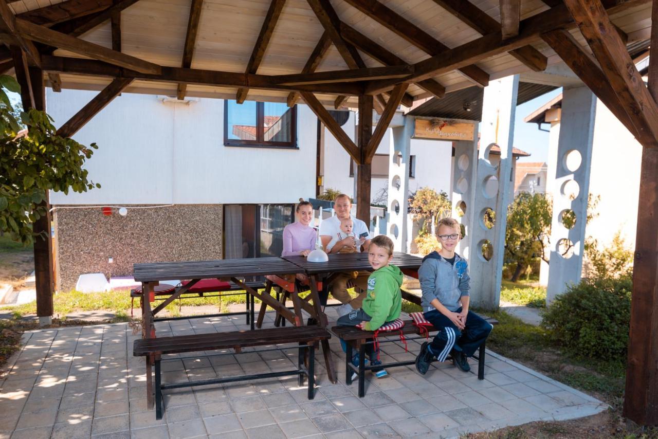 Kuca Jankovica Hotel Vrnjačka Banja Exterior foto