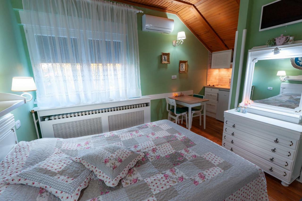 Kuca Jankovica Hotel Vrnjačka Banja Exterior foto